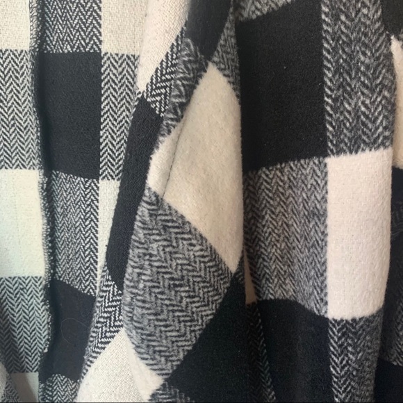🔥 Favlux Buffalo Check Cardigan S 🔥 - Picture 2 of 3